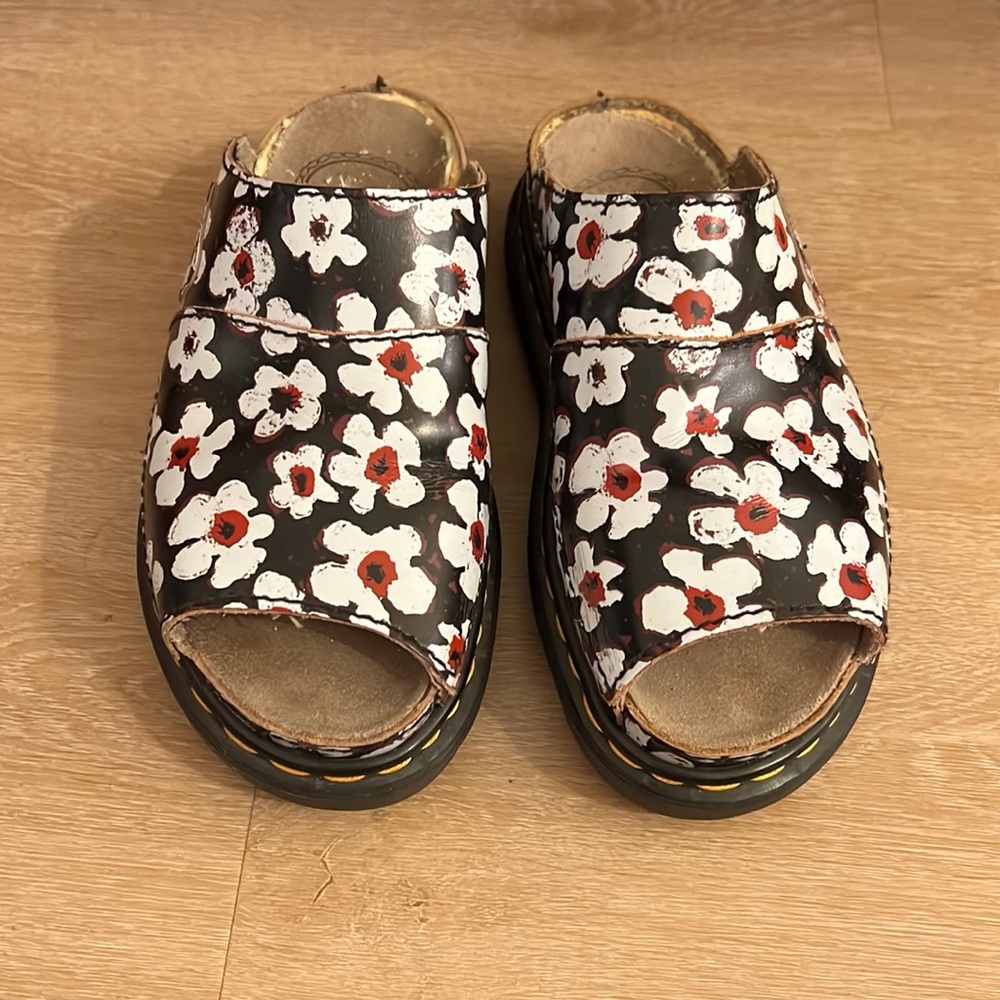 Vintage doc marten platform shoes